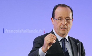 François Hollande, candidat PS à l'Elysée, a qualifié d'"opération électorale" de Nicolas Sarkozy le vote jeudi par les députés d'un texte pénalisant la contestation de tout génocide, dont celui des Arméniens en 1915, alors qu'il ne devrait pas être adopté définitivement avant fin février et donc la fin de la législature.