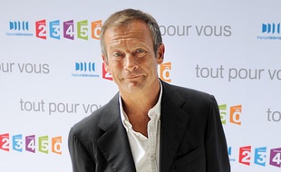 Le présentateur télé Laurent Bignolas.