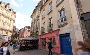 La place Sainte-Anne à Rennes, illustration.