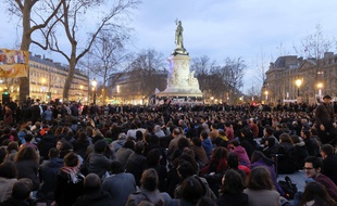 Rassemblement #NuitDebout ici place de la République à Paris le 3 avril 2016.