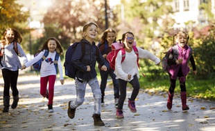 L'assurance scolaire permet de protéger votre enfant pendant ses activités et sorties.