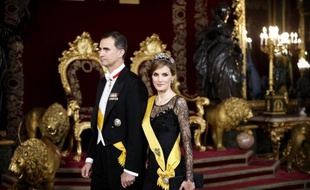 Le prince Felipe de Bourbon et son épouse Letizia à Madrid, le 9 juin 2014