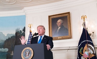 Donald Trump lors de son discours sur l'Iran à la Maison blanche le 13 octobre 2017.