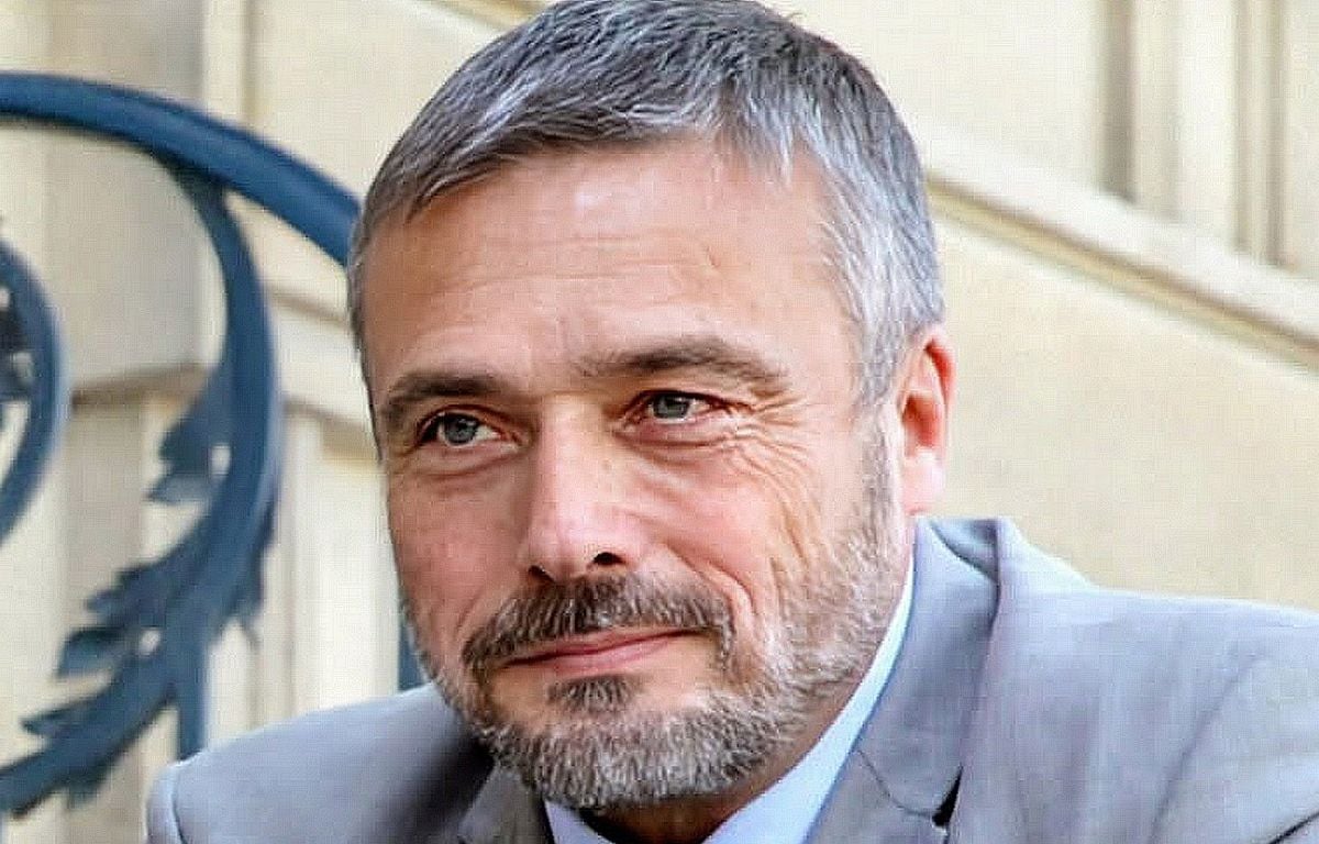Le scénariste Nicolas Jean, co-créateur des séries « HPI » et « Demain nous appartient », est mort à 63 ans