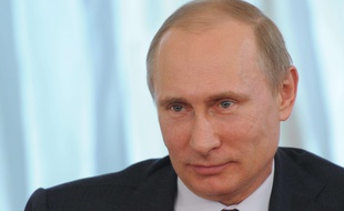 Le président russe Vladimir Poutine, à la résidence de Novo-Ogaryovo, le 10 avril 2014.