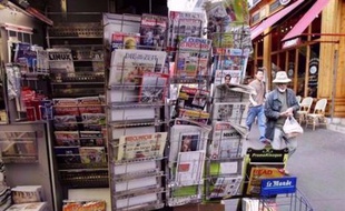 Un kiosque à Paris