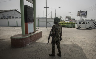 Un soldat à Aba, au Nigeria, le 15 février 2019 (image d'illustration).