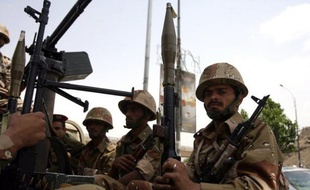 Des combattants d'Al-Qaïda ont pris le contrôle de la ville de Radah, à 130 km au sud-ouest de Sanaa, sans rencontrer de résistance, ont indiqué un responsable local et des sources tribales lundi.