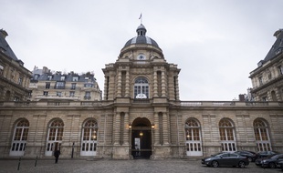 Le palais du Luxembourg qui abrite le Sénat, à Paris