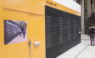 Les panneaux « avant de mourir, je voudrais » sont installés à la gare de Lyon jusqu'en septembre.