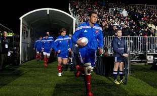 Thierry Dusautoir sera de nouveau titulaire pour le troisième match contre la Nouvelle-Zélande.
