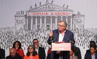 Le secrétaire national du PCF Pierre Laurent s'exprimait à Paris à l'occasion du lancement de la campagne des législatives le 11 mai 2017.