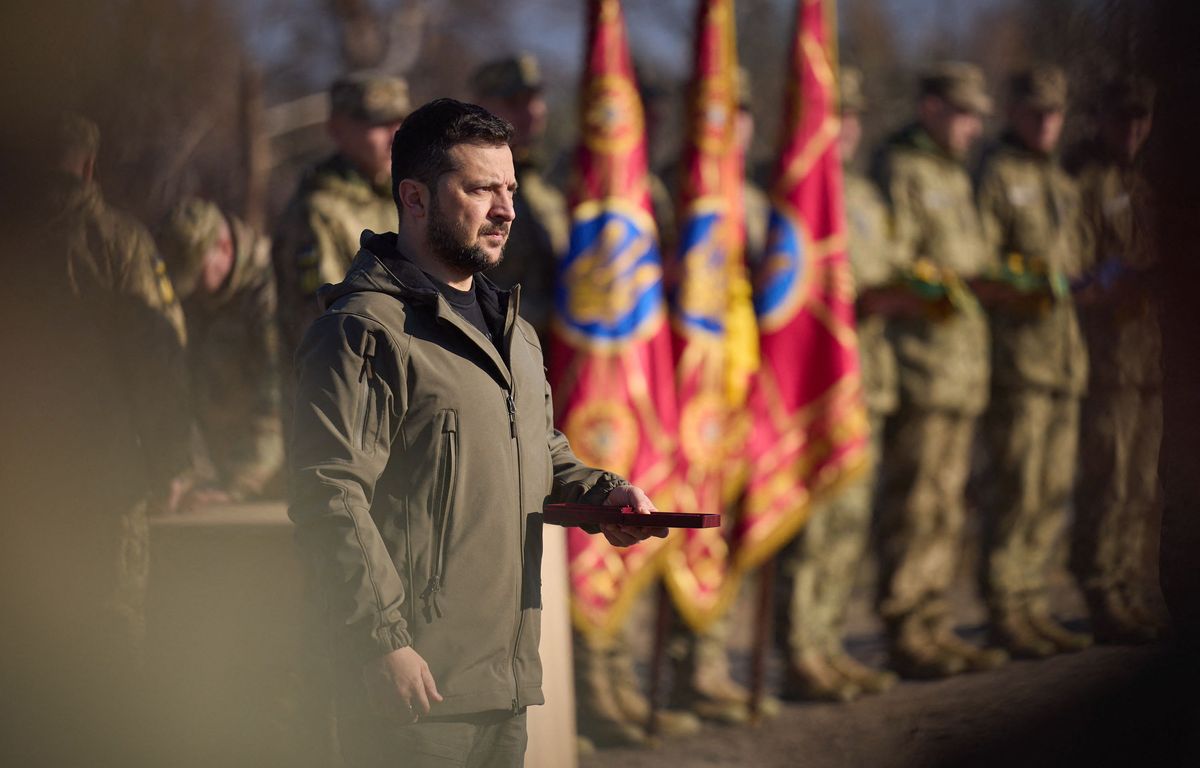 Guerre en Ukraine : Présidentielle à Kiev et sanctions américaines