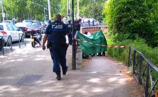 Jeudi 26 mai, lors de la découverte d'une partie du coups démembré, le long du Canal du Midi.