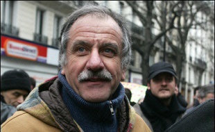 Noël Mamère, député-maire de Bègles (Gironde), a estimé lundi qu'"il est grand temps que la gauche travaille au projet plutôt qu'à savoir qui sera le candidat aux présidentielles du PS ou des Verts", afin d'être "capable de présenter une alternative".