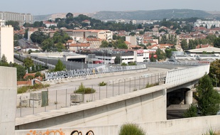 La rocade L2 qui doit relier les Arnavaux à l'échangeur Florian du Nord à l'est de la ville est en construction (photo archives).