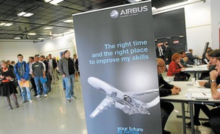 Un salon de recrutement dédié à l'industrie aéronautique avait lieu à Bouguenais.