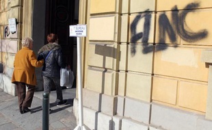 Un tag du Front de libération corse sur un mur à Bastia, le 30 mars 2014