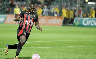 Esmael Gonçalves devra démontrer son talent au sein de l'attaque niçoise.