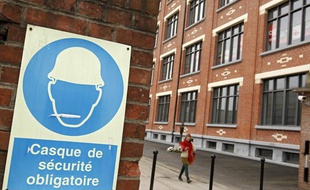 La bourse du travail inaugurée dans l'ancienne usine de Fives-Cail à Lille.
