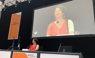 Johanna Rolland a été réélue présidente de Nantes métropole ce vendredi matin