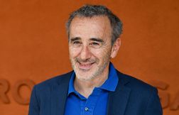 Elie Semoun et Selena Gomez sont dans le Fil des Stars