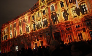 La place des Terreaux illuminée en décembre 2014 lors de la Fêtes des Lumières.