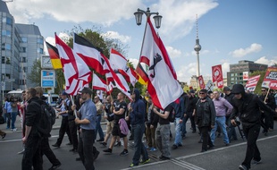 Des partisants du NPD le 26 avril 2014 à Berlin.