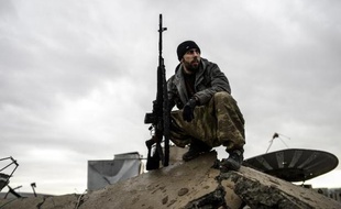Musa, 25 ans, "sniper" kurde, raconte le 30 janvier 2015 ses exploits lors de la reconquête de la ville syrienne de Kobane