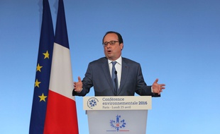 François Hollande lors de l'ouverture de la quatrième conférence environnementale, le 25 avril 2016 à l'Elysée.