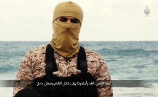 Image extraite d'une vidéo publiée par le Al-Hayat Media Centre (jihadiste) le 15 février 2015 montrant un homme présenté par le Pentagone comme étant Abou Nabil, aussi connu sous le nom de Wissam Najm Abd Zaïd al Zoubaïdi