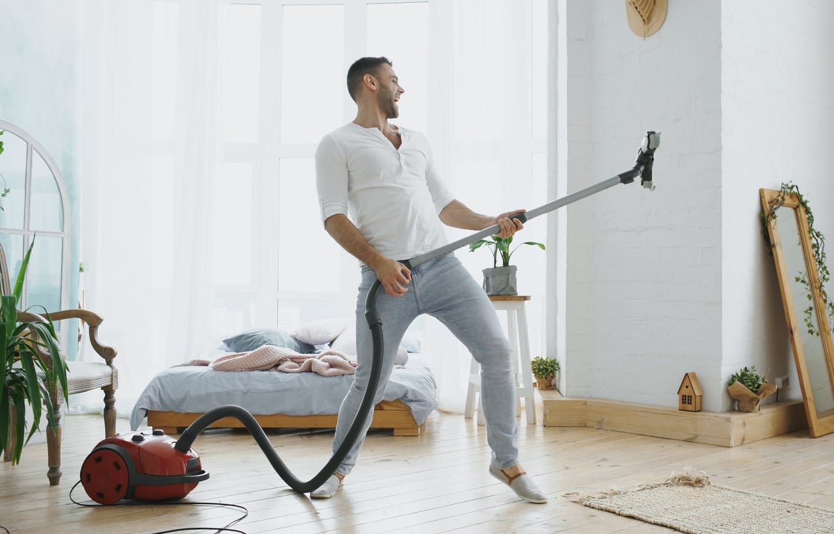 Promo Dyson aspirateur sans sac big ball parquet 2 chez Conforama