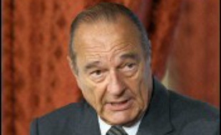 Alors que Jacques Chirac est soupçonné de vouloir "recaser" in extremis des proches, les partis politiques veulent, pour l'avenir, réformer le système de nominations aux postes stratégiques.