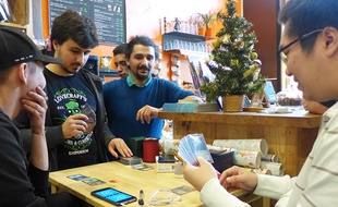 La Bulle à jeux propose aux Niçois de tester des jeux avant de les acheter pour les déposer au pied du sapin de Noël.