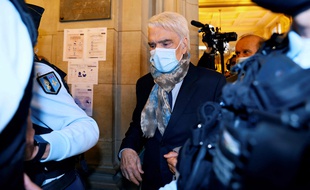Bernard Tapie au Palais de justice de Paris, le 12 octobre 2020.