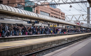 46% des personnes interrogées considèrent la grève à la SNCF justifiées...