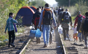 Des migrants en Hongrie le 9 septembre 2015.AP Photo/Matthias Schrader.