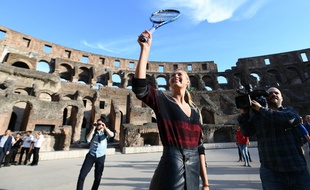 Maria Sharapova dans le Colisée à Rome, le 14 mai 2017.