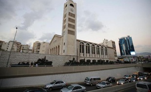 L'armée libanaise a commencé lundi son déploiement dans la banlieue sud de Beyrouth en vertu d'un accord avec le Hezbollah selon lequel elle doit contrôler les entrées de ce fief du mouvement chiite.