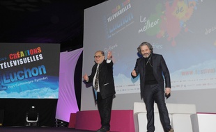 Serge Moati et Eric Laugerias lors de la cérémonie d'ouverture du 17e festival de Luchon, le 5 février 2015.