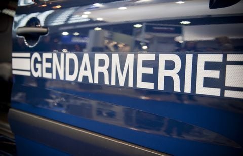 L’interpellation d’un couple par les gendarmes se termine en strip-tease