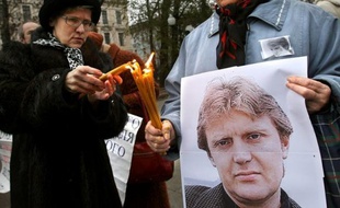 L'opposant et ex-agent du FSB russe Alexandre Litvinenko est mort en 2006 mort à Londres empoisonné au polonium.
