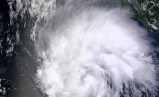 Photographie fournie par la Nasa le 26 juillet 2014 de l'ouragan Hernan qui s'est formé dimanche dans la partie orientale du Pacifique au large de la côte ouest du Mexique