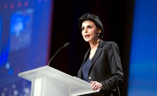 L'eurodéputée UMP Rachida Dati a dénoncé dimanche "la faiblesse pour ne pas dire l'inexistence" de l'Union européenne sur le dossier syrien.