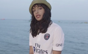 Capture d'écran de MIA dans son clip Borders