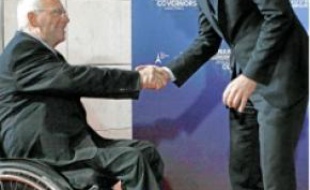 Wolgang Schaüble (à gauche) et François Baroin (archives).