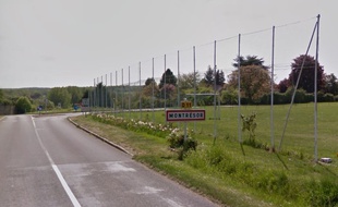 Montrésor fait partie des communes rebaptisées par le « gang des panneaux ».
