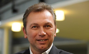 Le directeur sportif belge Johan Bruyneel a fait valoir son droit à être entendu par un panel d'arbitres dans le cadre de la procédure disciplinaire pour dopage ouverte contre lui, a indiqué vendredi l'Agence américaine antidopage (Usada)