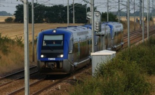 Un train express régional (TER) en circulation