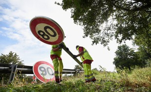 L'abaissement de la vitesse sur les routes hors agglomération, de 90 à 80 km/h, avait été vivement critiqué par une partie des français